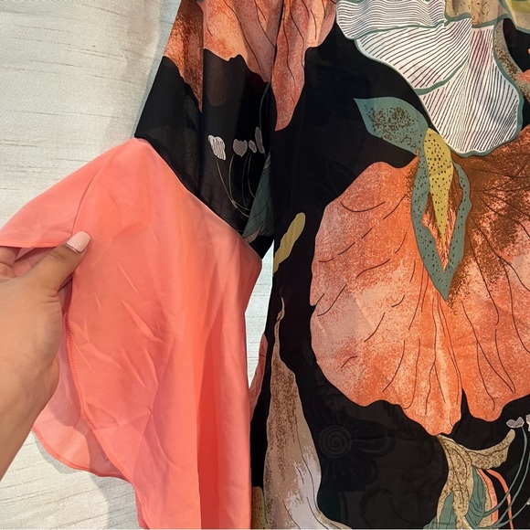 Black Coral Floral Dress - Picture 2 of 4